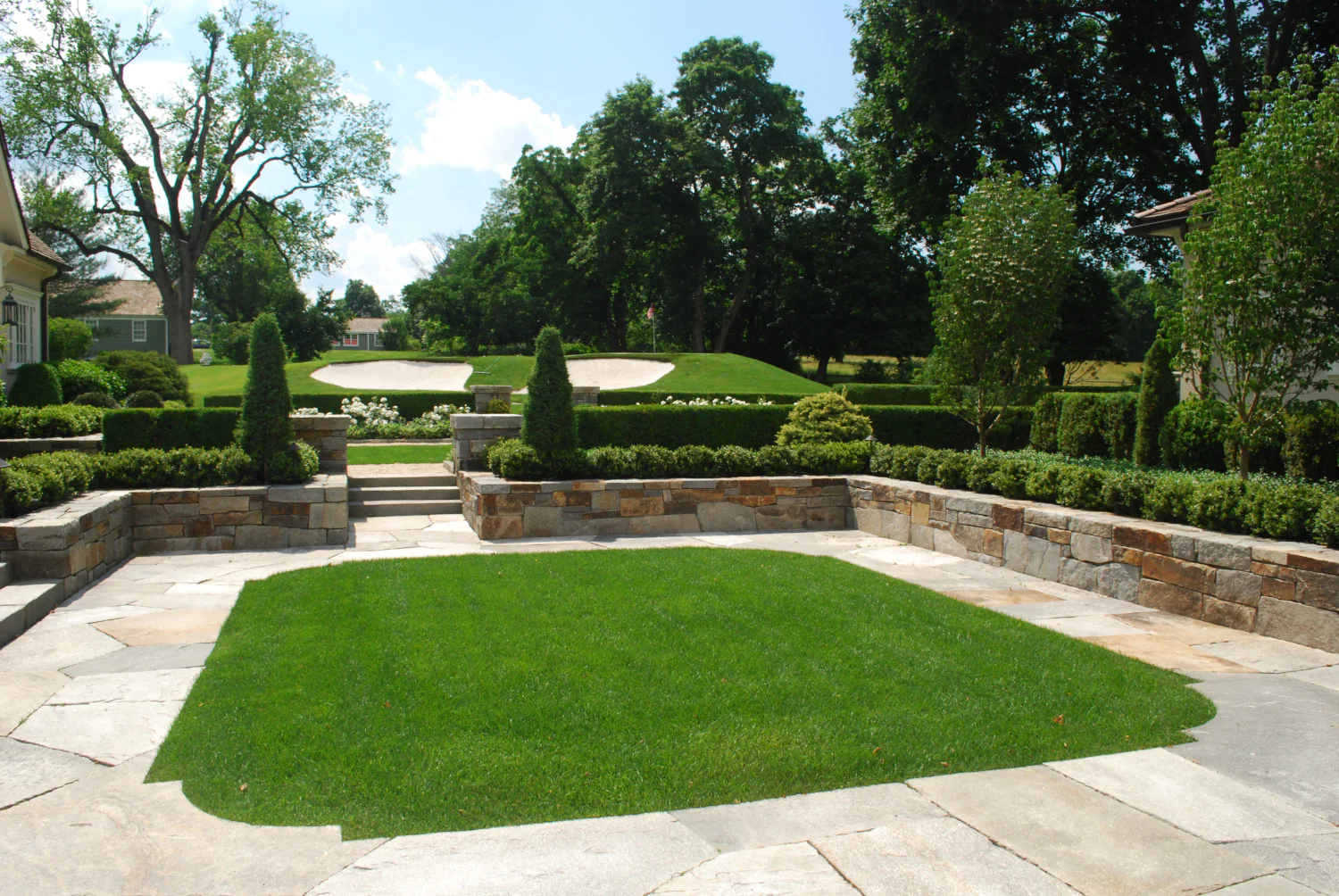 Common Fake Grass Installation Mistakes in Albuquerque (and How You Can Prevent Them)